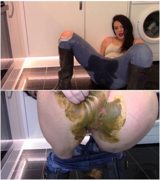EvaMarie88 - Filling And Smearing My Jeans With Shit