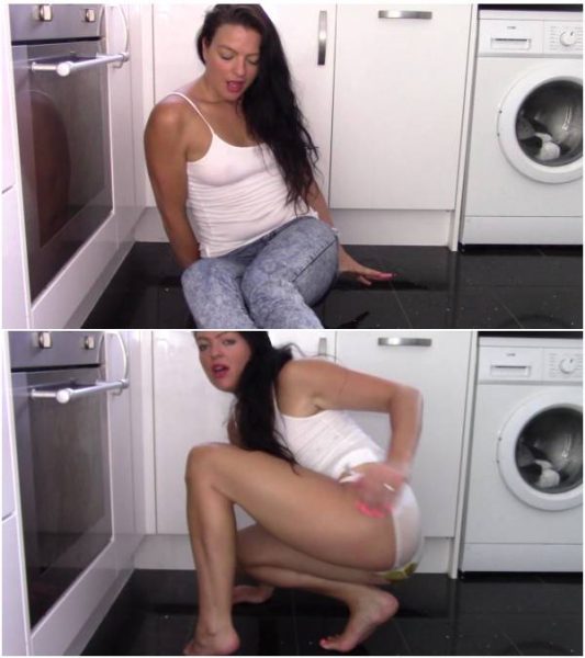 evamarie88 - Jean Wetting and Big Poo in Panties Messy